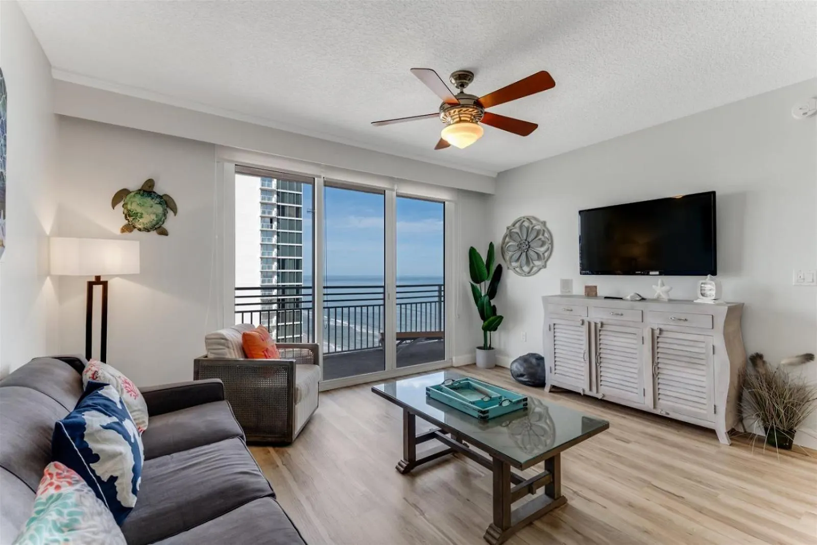 Unit 2328 Ocean Walk - 2 Bedroom Ocean View Дейтона-Бич